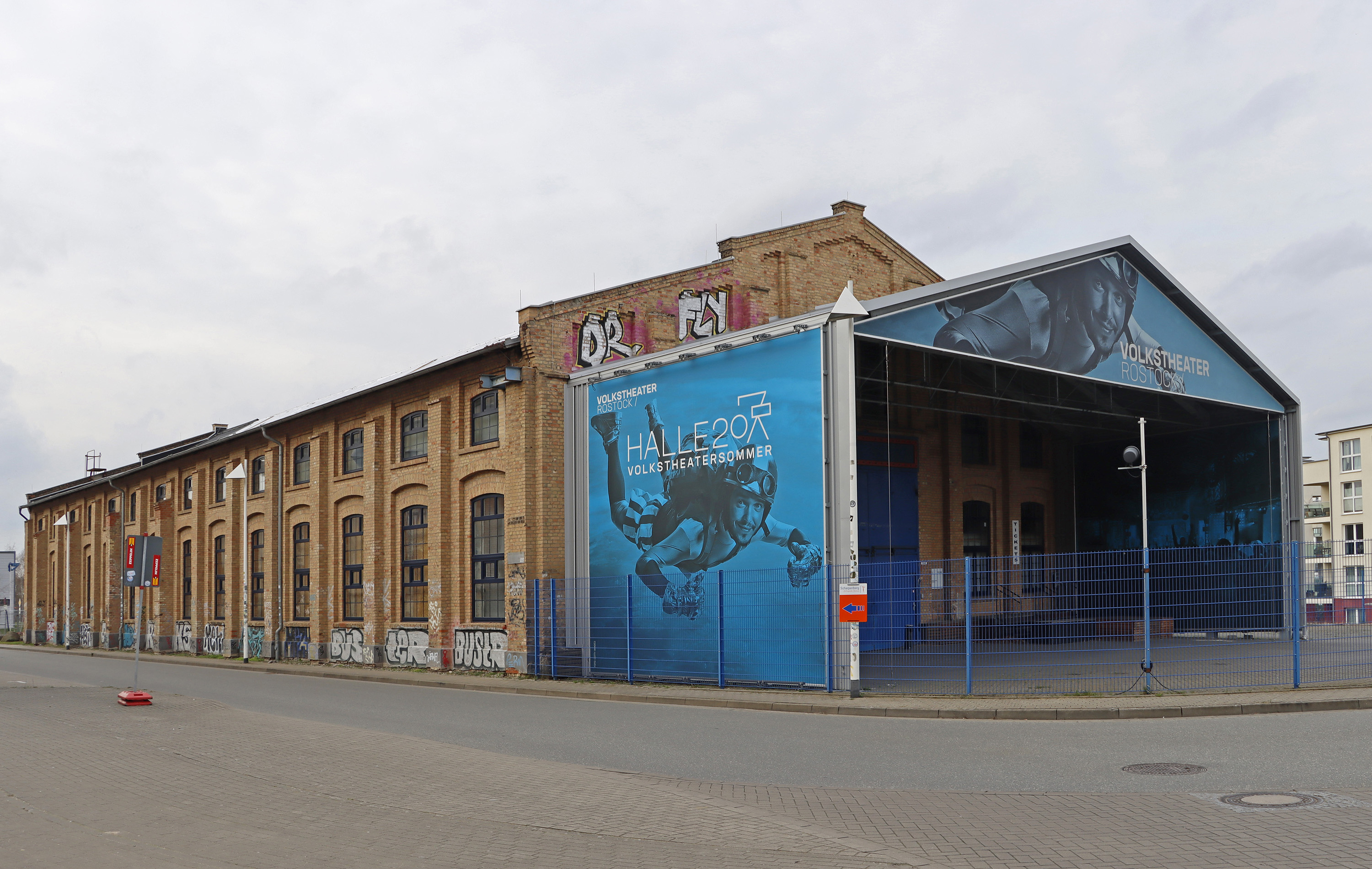Veranstaltungs- und Ausstellungshalle 207